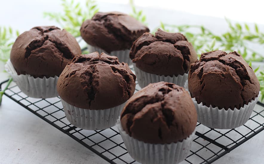 ガトーショコラ風はちみつカップケーキ