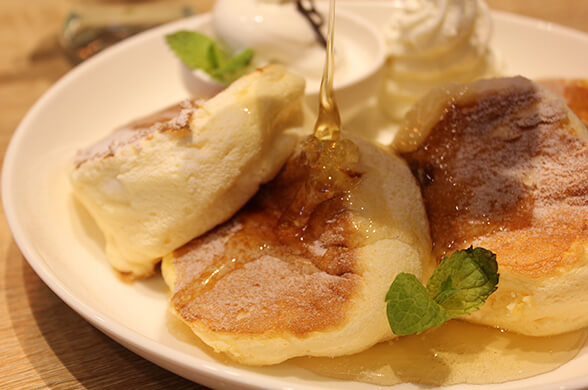 みつばちパンケーキ